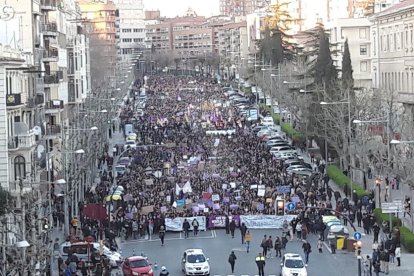 Protestes en el marc d'una vaga feminista pionera.