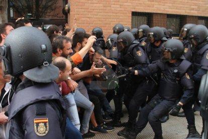 Càrregues policials a la Mariola