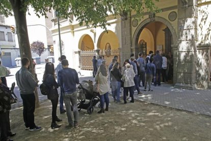 Colegios electorales en Lleida ciudad y comarcas. En actualización...