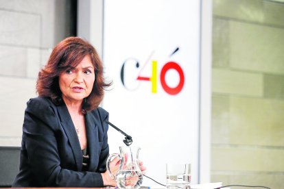 La vicepresidenta Carmen Calvo, durante la rueda de prensa posterior al Consejo de Ministros de ayer.