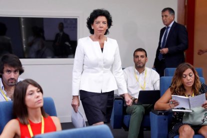 Isabel Celaá, a la roda de premsa després del Consell de Ministres.