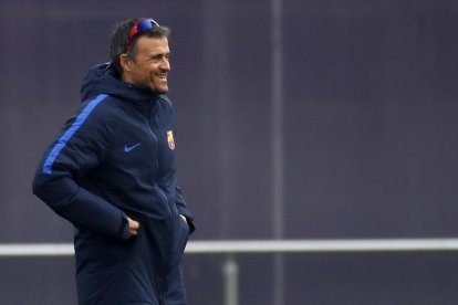 Luis Enrique somriu ahir durant l’entrenament.