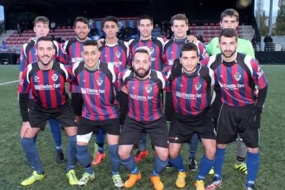 L’EF Tàrrega suma la quarta derrota de la temporada a casa al mostrar molts errors defensius.