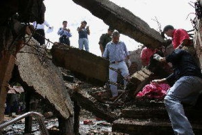 Explosions en un mercat mexicà de pirotècnia causen 36 morts i 72 ferits