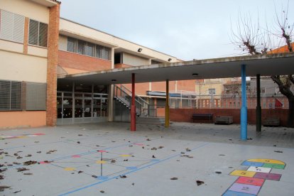 L’antiga escola Ginesta, que ara forma part de la de Torre Queralt, passarà a ser un institut.