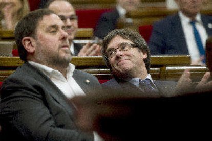 El Parlament aprova la llei que preveu l’expropiació temporal de pisos als bancs