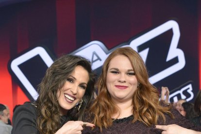 Malú e Irene, ganadora del concurso de talentos musicales ‘La Voz’ de Telecinco.