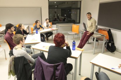 Jordi Forcadas abrió ayer el nuevo seminario teatral de la UdL.