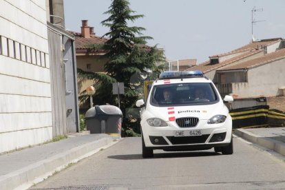 Un vehicle dels Mossos d'Esquadra aquest dimecres a l'edifici judicial de Lleida.