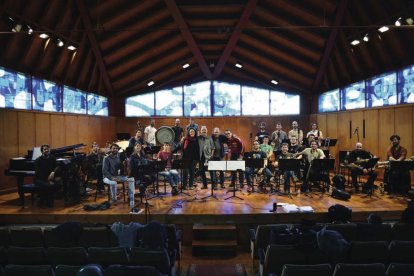 La Rufaca Folk Jazz Orchestra, la ‘big band’ d’arrel tradicional que obrirà avui el festival Dansàneu.