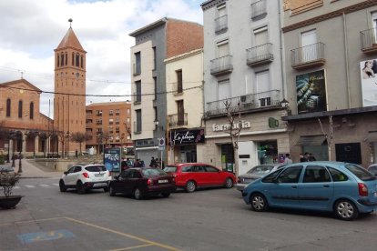 Las obras prevén eliminar el aparcamiento en el centro. 