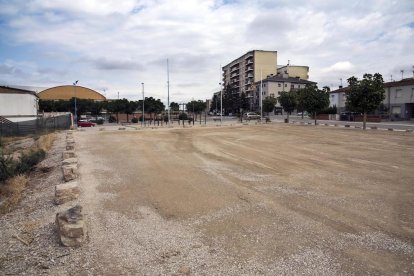 El pàrquing està situat a l’avinguda Guissona de Cervera.