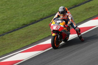 El pilot de Cervera, ahir durant l’últim test a Sepang.