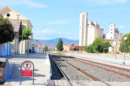 Las vías del tren en la zona de la estación de Balaguer. 