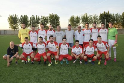 El Linyola apuesta un año más por la continuidad: será la octava temporada del entrenador y ha renovado 17 jugadores.