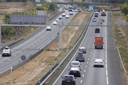 Imagen de la zona en la que está instalado el radar por tramos que empieza a multar mañana.