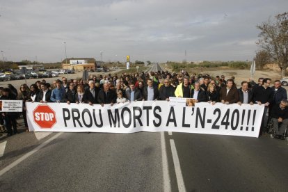 Una de les protestes per reclamar solucions a l’elevada sinistralitat de la carretera N-240 a Lleida.