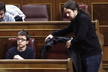 Iglesias y Errejón, ayer en el pleno del Congreso.