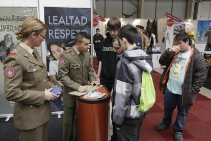 L’estand de l’Exèrcit en l’última edició de la fira de FP.