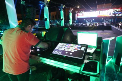 La discoteca abrió finalmente la noche de Sant Joan de 2016, un año después de la adjudicación. 