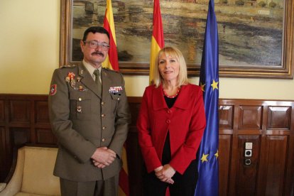 José Andrés Luján, ayer en Lleida con Inma Manso.