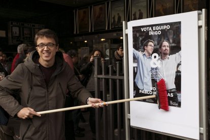 Errejón, ahir durant la presentació de la seua candidatura a Madrid.