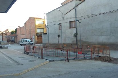 Els operaris finalitzaran aquest mes les obres d’urbanització.