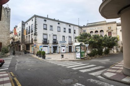 Vista de la plaça Santa Anna de Cervera.