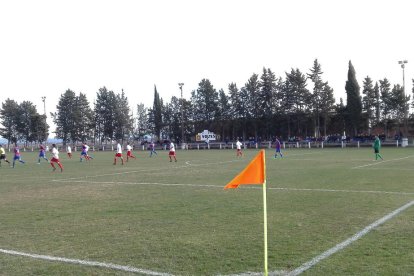 Una vista del camp de futbol del Térmens.