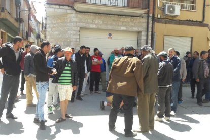 La protesta de temporers es trasllada a La Granja d’Escarp