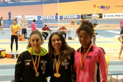 Lydia Ayuste, del Lleida UA, bronze a l’Estatal júnior indoor