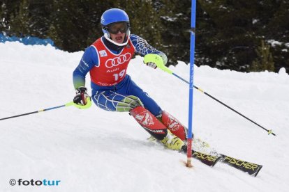 Pol Salvat, del CAEI, campeón de España 