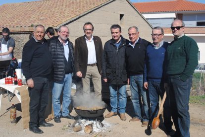 El conseller va presidir la festa de cassoles a Miralcamp.