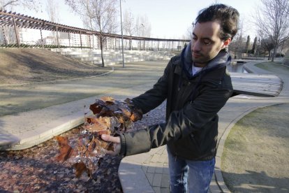 Gel aquest dimecres en una font dels Camps Elisis de Lleida