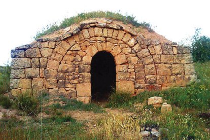 Una de las ‘cabanes de volta’ que hay en El Soleràs.