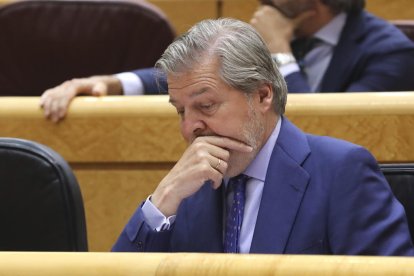 El ministre d'Educació i Cultura i portaveu de l'Executiu. Íñigo Méndez de Vigo.