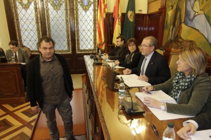 UA revela que treballa amb CiU en un 