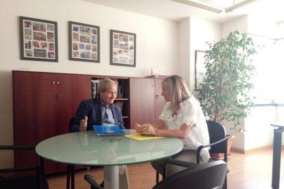 Llorens y Xandri ayer en la sede del PP en Lleida.