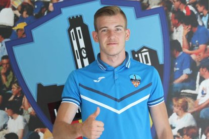 Raúl Feher, nou fitxatge del Lleida Esportiu