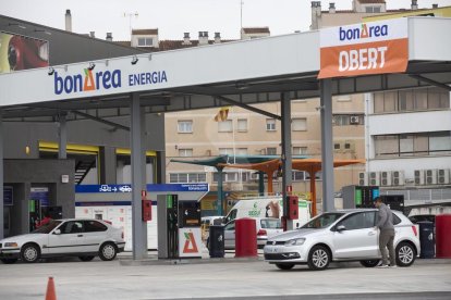 Imatge d'arxiu d'una gasolinera de Tàrrega.