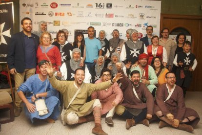 Más de una veintena de guerreros medievales visitaron ayer el Galacticat de Tàrrega. 