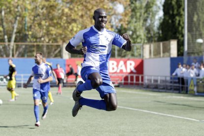 El mig centre Moustapha Gnin, nou jugador del Lleida Esportiu