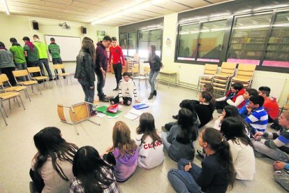 Representación teatral de un caso de 'bullying' en un centro escolar