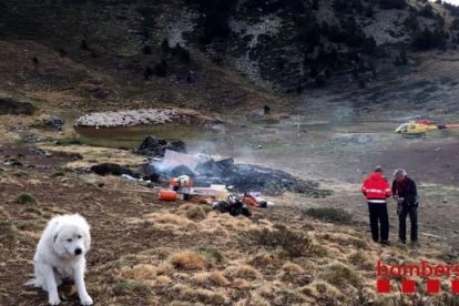 Imagen de la anterior cabaña de pastor, que se incendió en septiembre de 2016. 