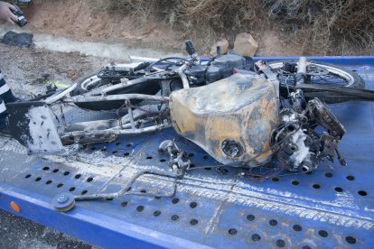 La motocicleta que conduïa l'última víctima mortal a les carreteres de Lleida.