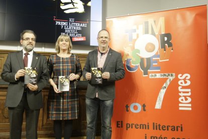 Rossich, Macià y Armengol, ayer en la presentación del premio. 