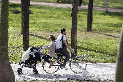 Sis de cada deu dones renuncien a la seua carrera professional després de ser mares