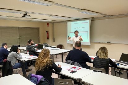 Una de las clases para los ingenieros que quieren ejercer la docencia.