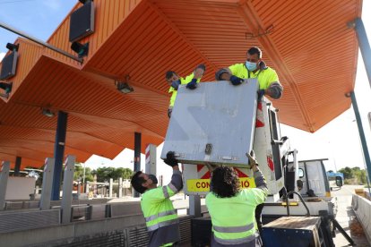 Adéu a les casetes dels peatges de l'AP-2 a Lleida