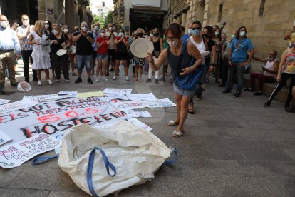 Manifestació d'hostalers i restauradors a Lleida